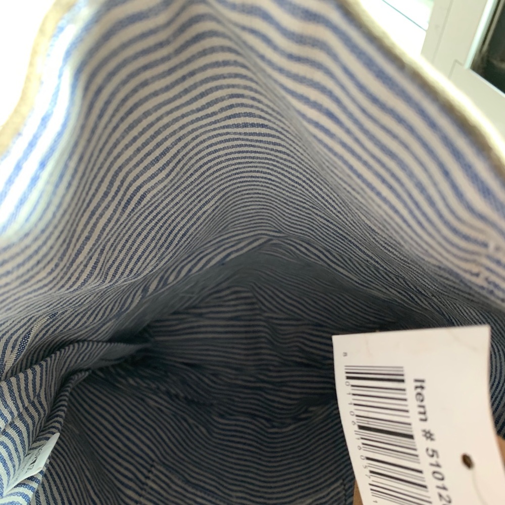 ๐ป"NEW" ....... TOTE - Picture 3 of 6